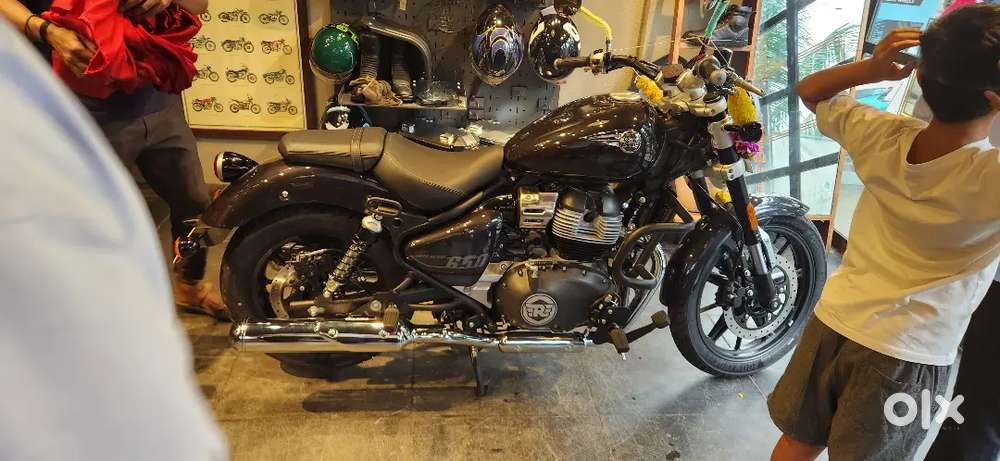 New  Super Meteor 650 for Sell, 500 kms. Astral Black