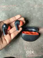 boAt airbedes new box ka sath