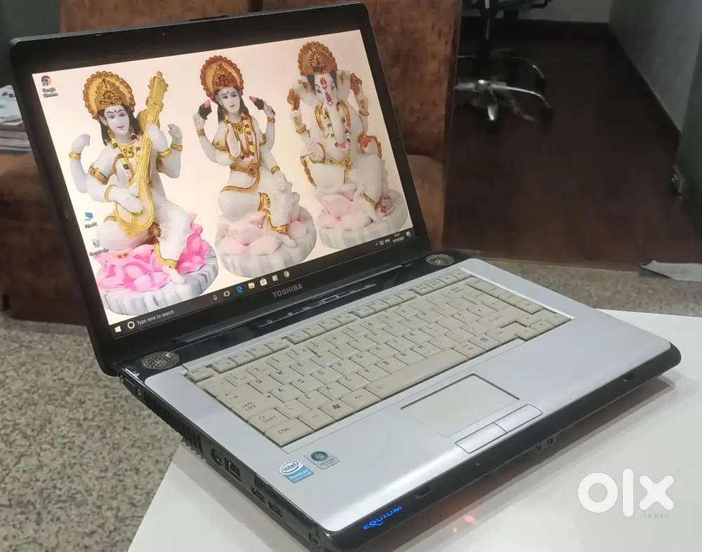 LAPTOP TOSHIBA COMPANY