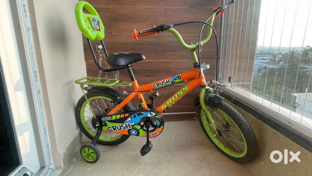 Kids cycle unused almost new