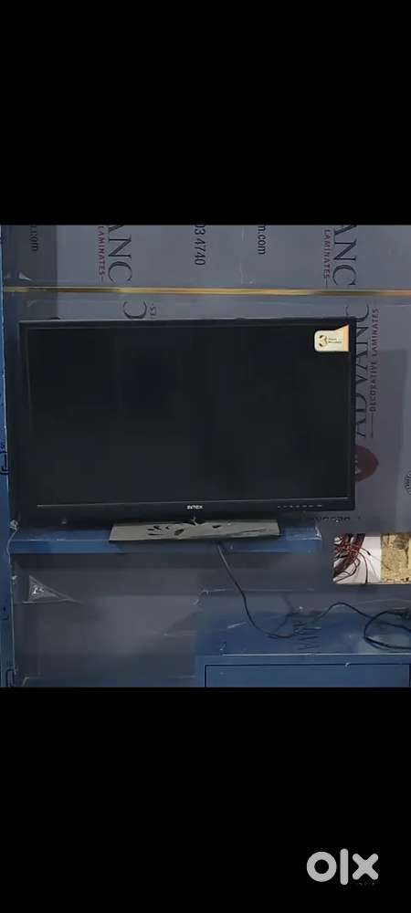 Intex. 32 ench led TV