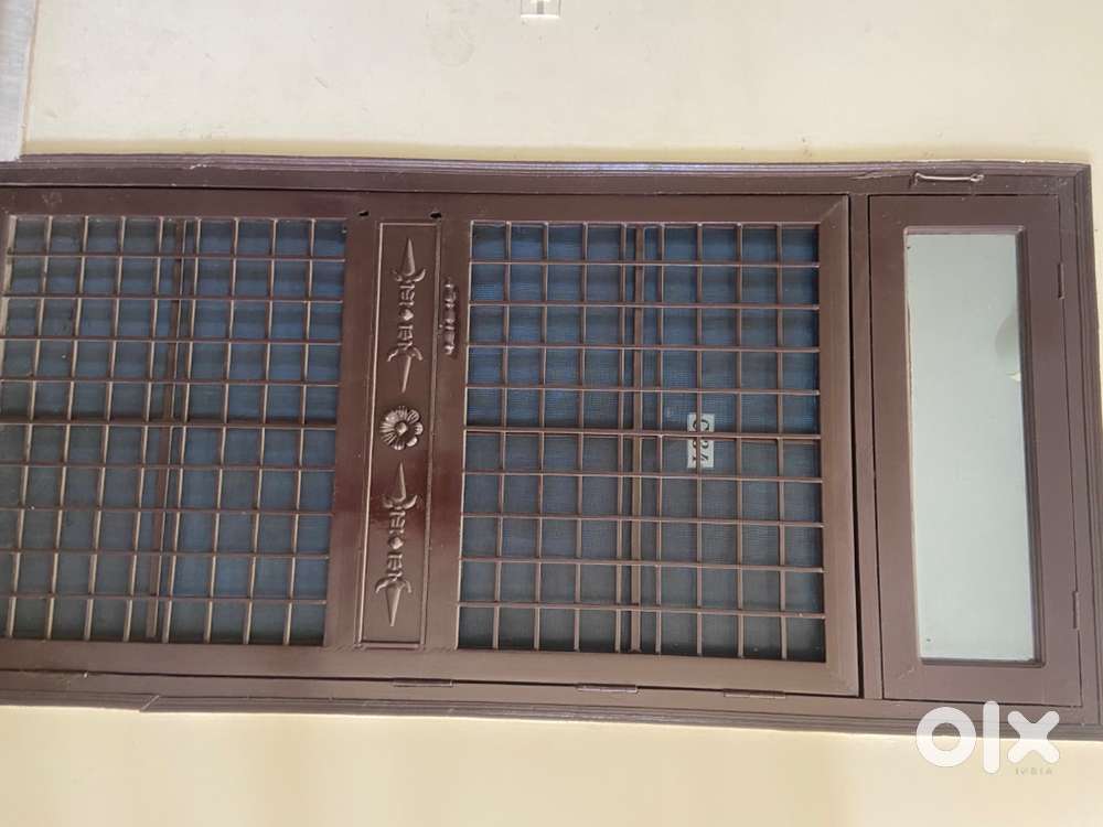 Modular kitchen,gesture,inviter