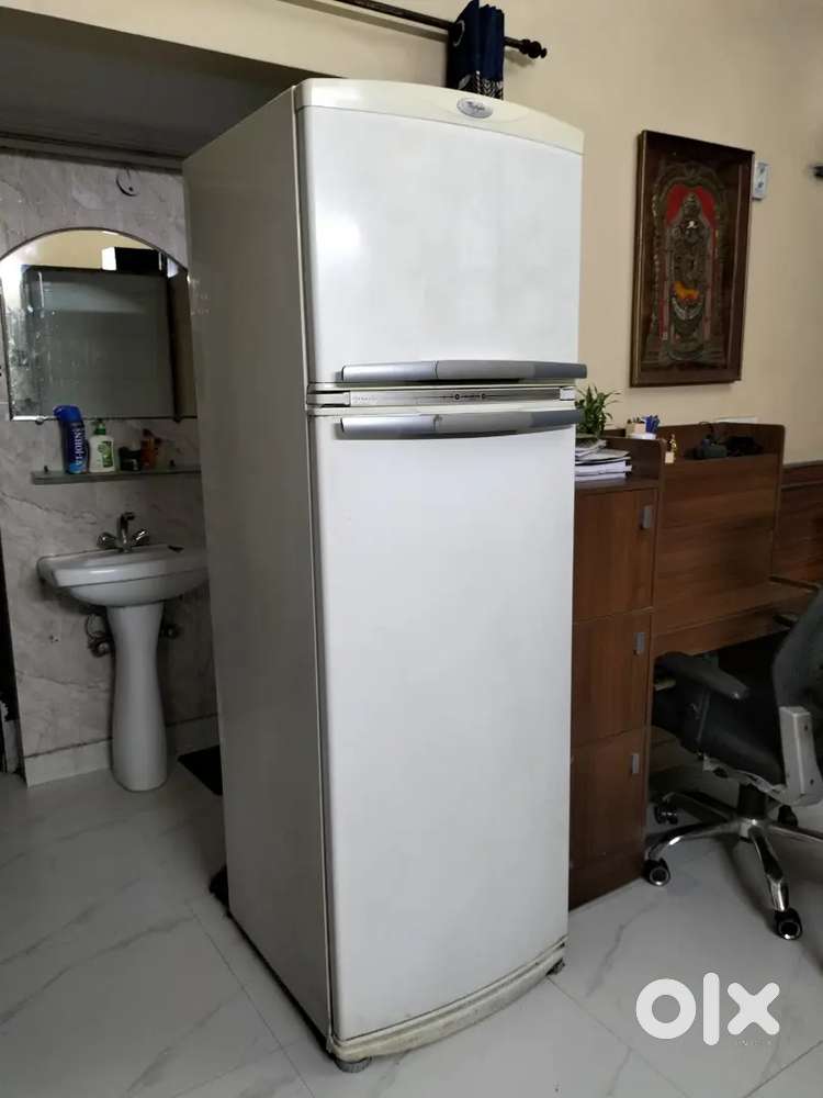 Whirlpool fridge 400 litres