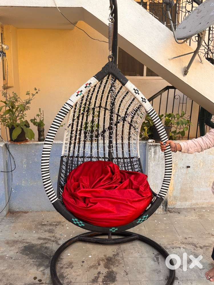 Hanging Swing chair with stand