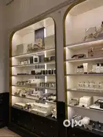 Available Shop for rent