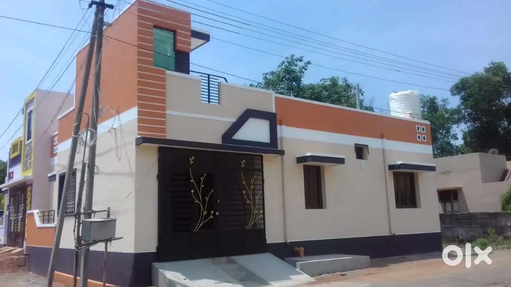 Indipendent 40x30 corner north face house
