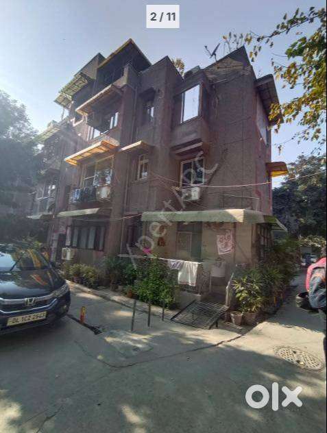 2 BHK Apartment in Rohini