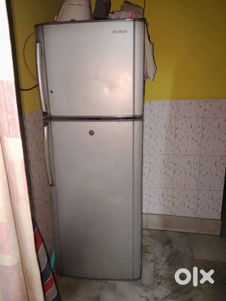 Mari refrigerator sell karna chahti hoon