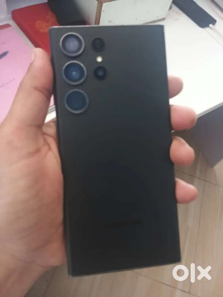 S 23 ultra 12 /256 good condition