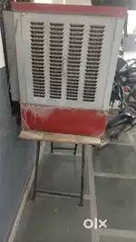 Cooler room cooler