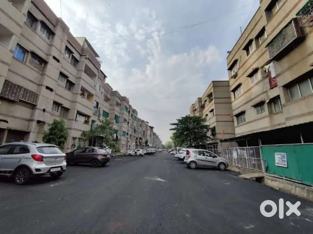 1BHK FOR SALE SURENDRA PALACE