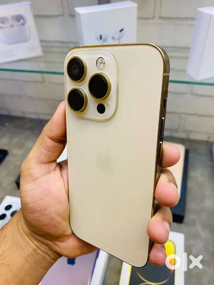 iPhone refurbished available