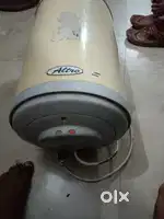 Bathroom geyser 15 litre  1 year old well maintained