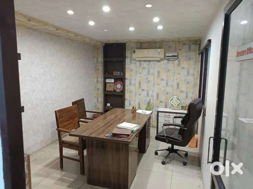 Vaishali, Furnished 2800 sqft basment for office use , 40 workstations