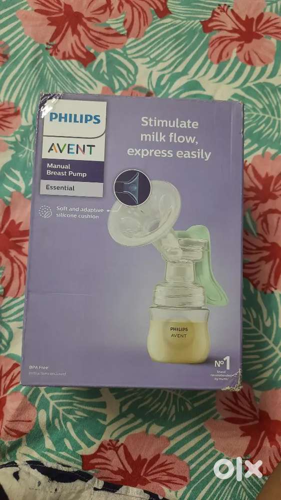 Manual breast pump
