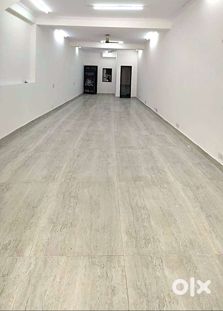 Commercial Office Space - FOR RENT