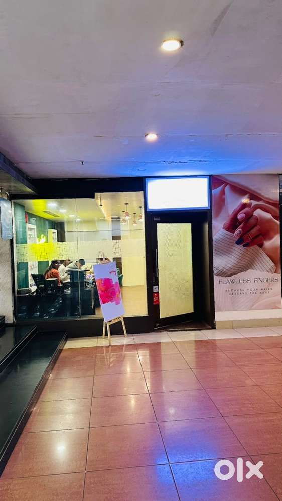 Nail Salon Shop In Pal Heights Mall