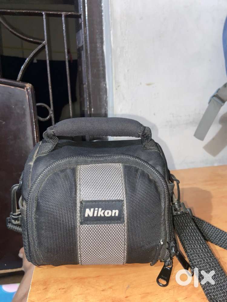 Camera Nikon COOLPIX L810