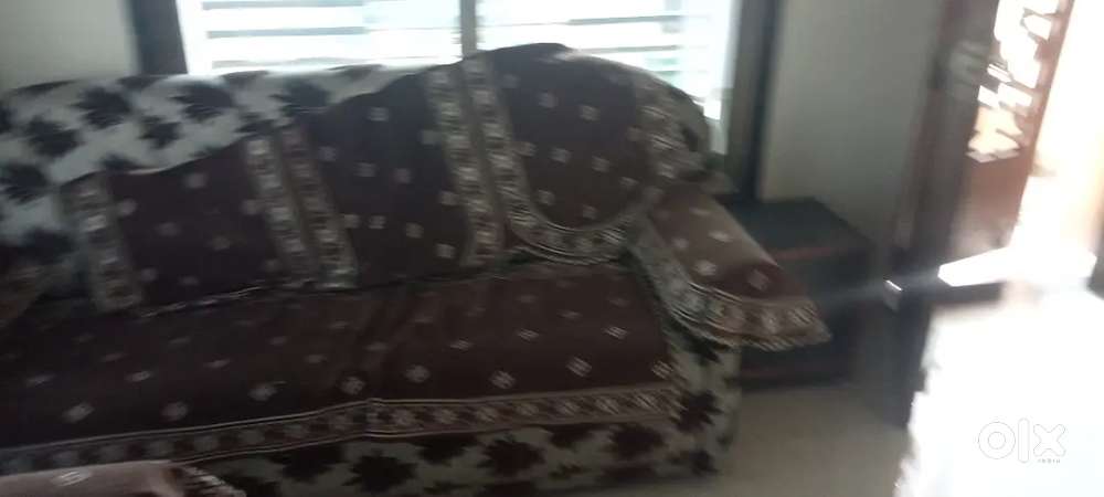 Want to sell sofa 6 seater sofa