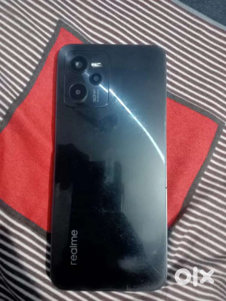 Realme c35