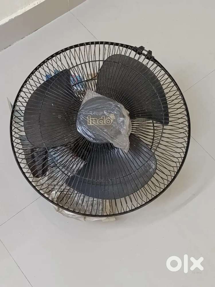 Urgent covered Ceiling fan big size and 1*1 ft metal exhaust fan