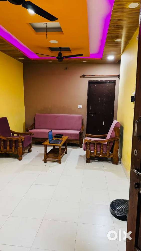 3bhk Duplex partorsan for rent in semi furnished Parvati nagar