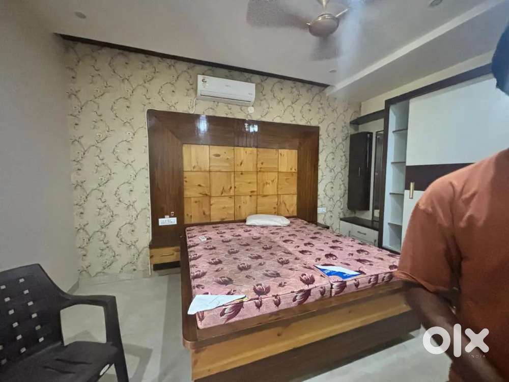 2 ROOM SET FULLY FURNISHED FOR RENT