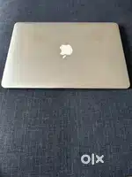 Macbook air 13.3 inch laptop core i5/8gb/128gb/integrated graphics