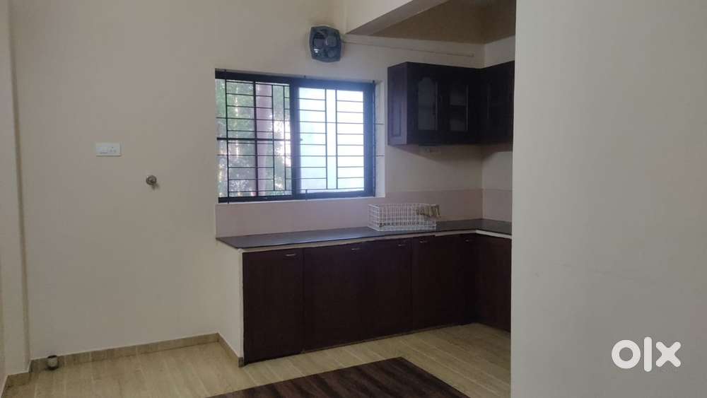 Spacious Family House – Prime Location with solar energy.