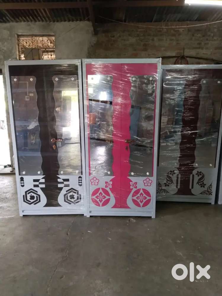 New almirah 2door Metal