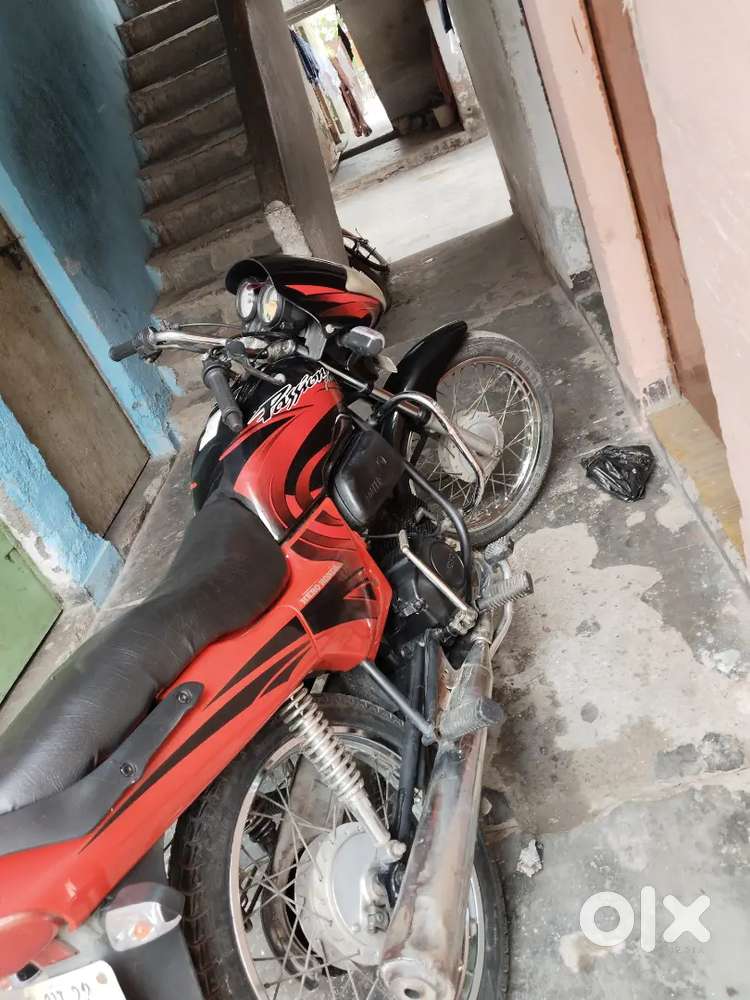 Engine good hai condition bhi bdya h ek dum koi kami nhi h bike me