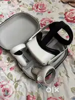 Meta Quest 2 with Elite Strap and Hardshell Case
