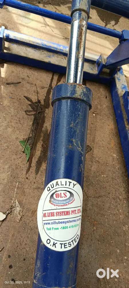 Hydraulic stand with Godrej motor