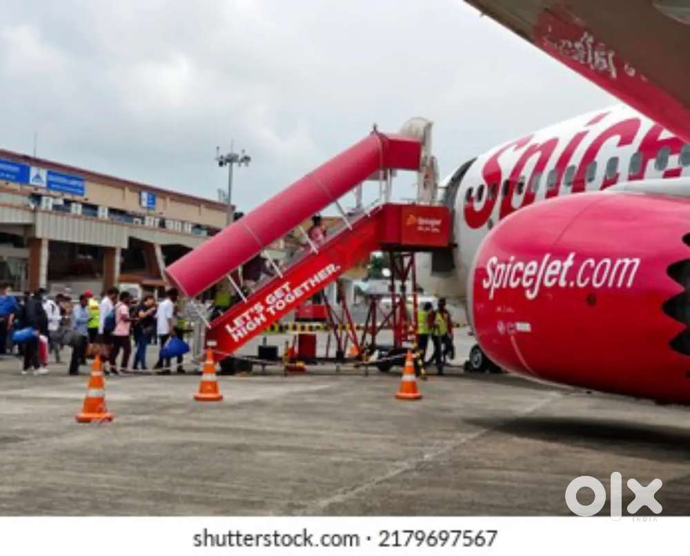 AIRPORT/AIRLINE JOBS GROUND STAFF CUSTOMER SERVICE AN AIRTICKETCOUNTER