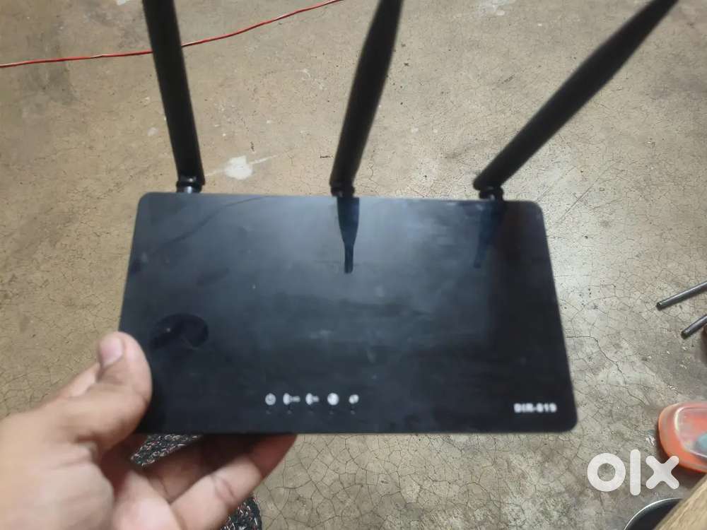 D-Link DIR-819 Wireless AC750 Dual Band 750 mbps Router