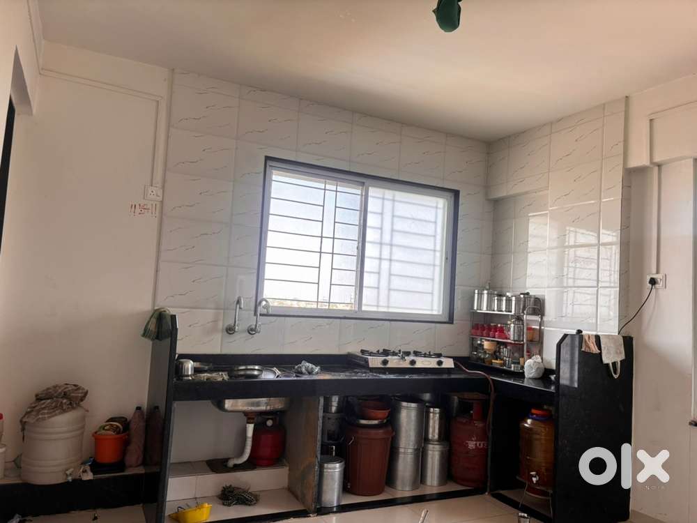 New flat for sale with pop in hall