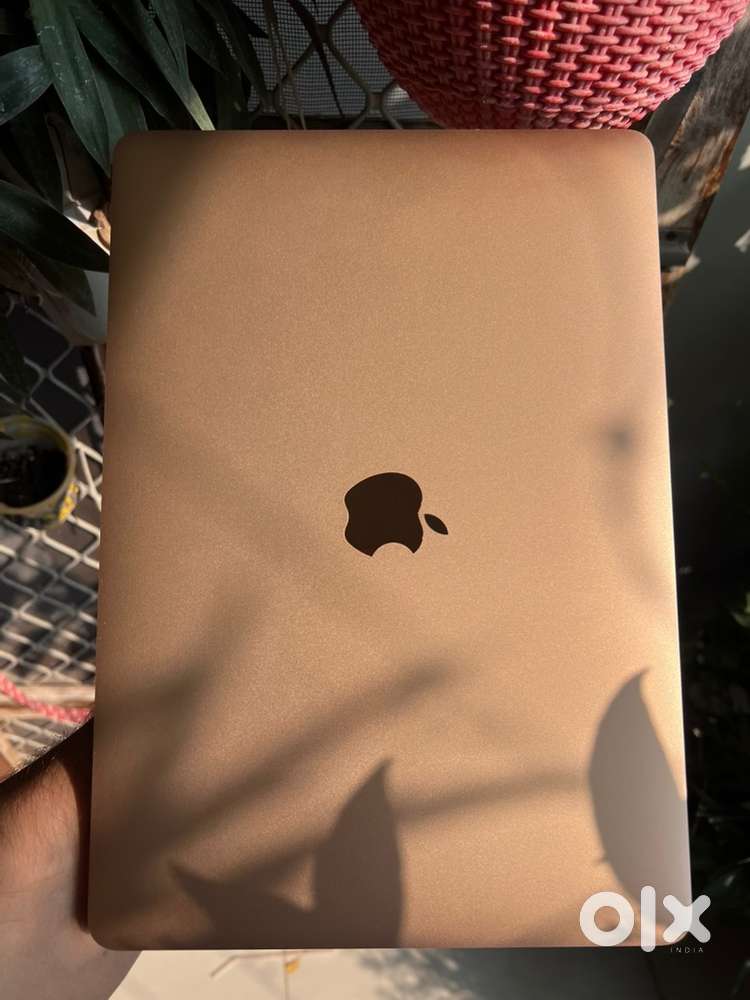 MACBOOK M1 2024 MODEL