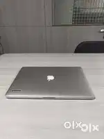 MacBook Pro Core i7 /16GB / 512Gb SSD