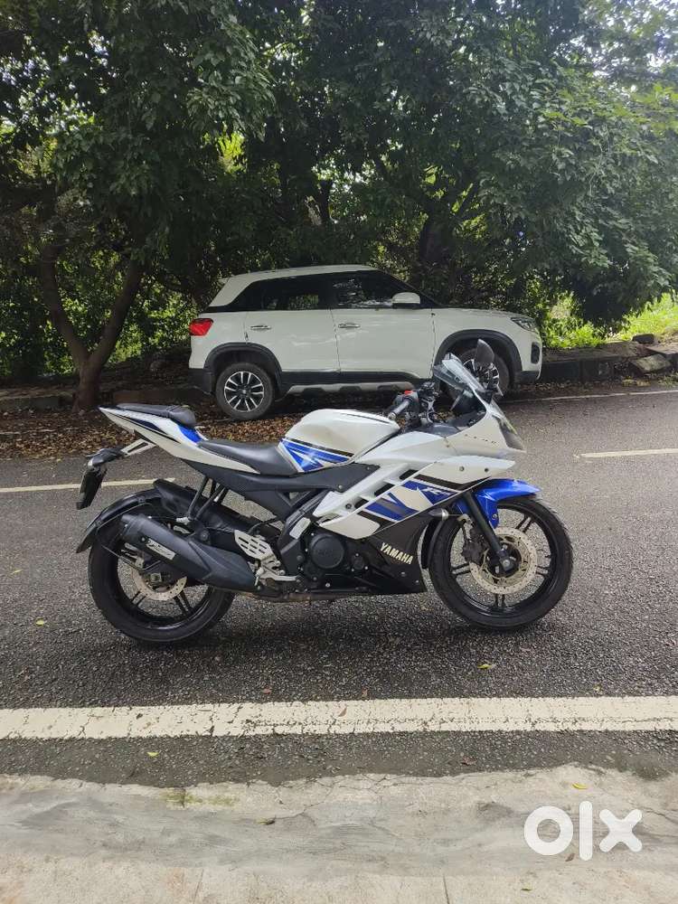 Yamaha R15 special edition