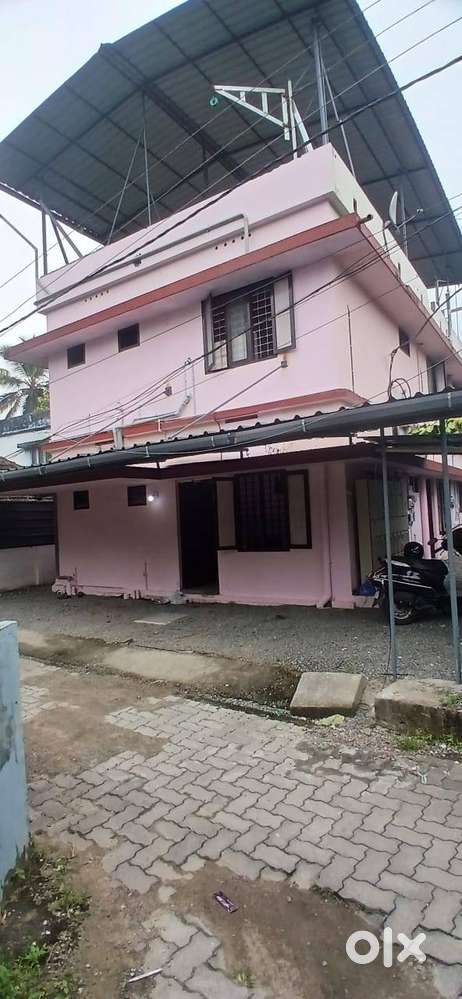 Furnished studio Flat/ Rooms for Rent at Thoppil