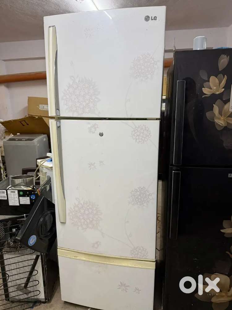 LG 3DooR refregerator