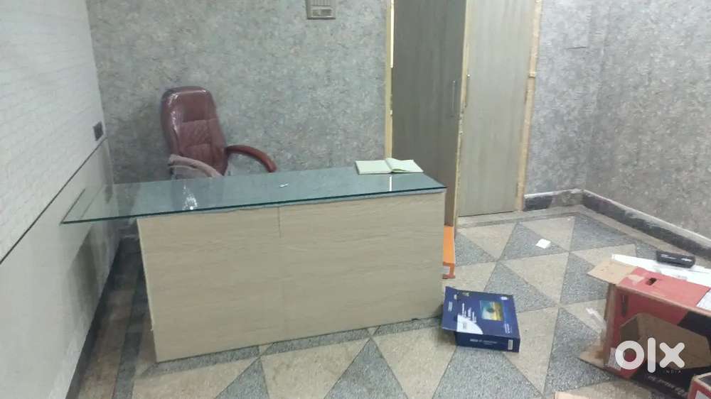 Flat available for rent