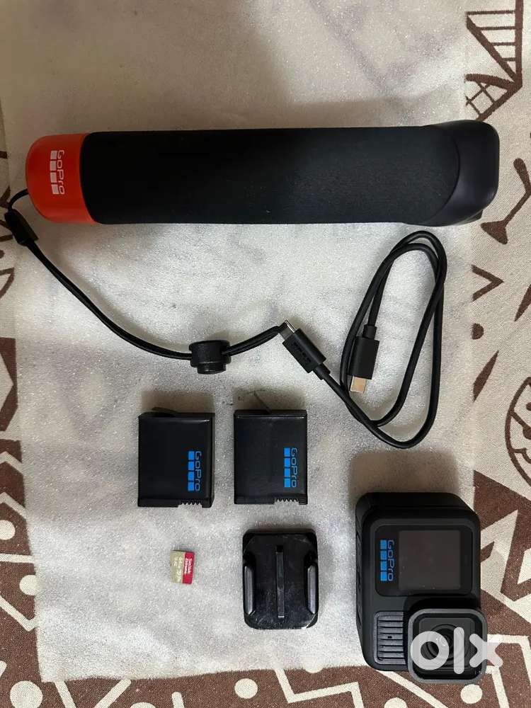 GoPro 13 black Imported Bundle 15 days Old(2 batteries)