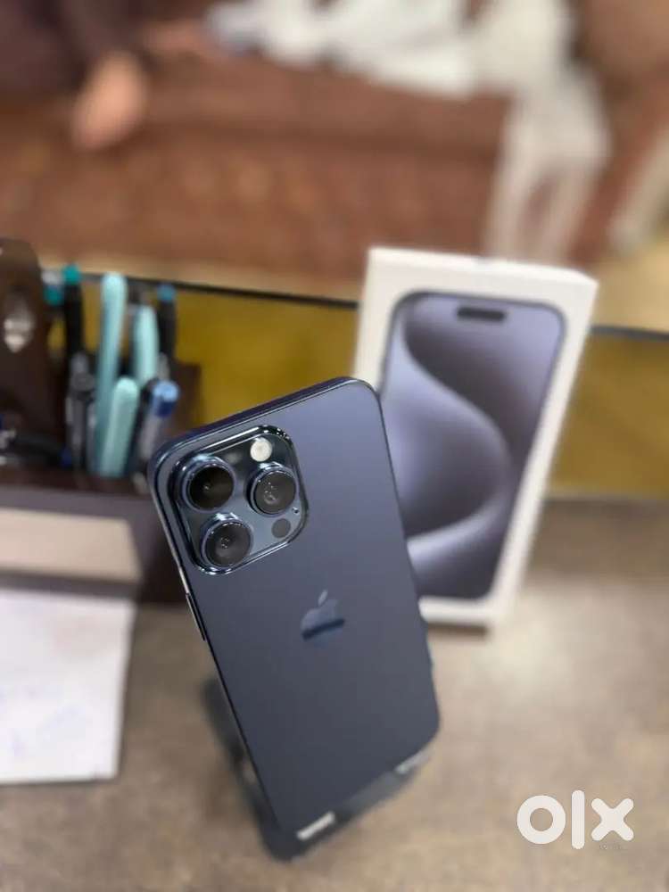 Iphone 15 pro max it's 98% battery but it's Refurbish PICE 100% condit