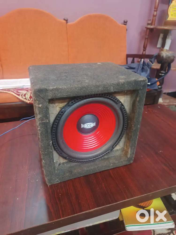 8 in woofer in good condition with best sound quility