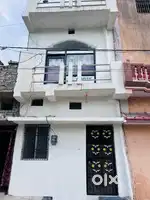 Room For Rent .