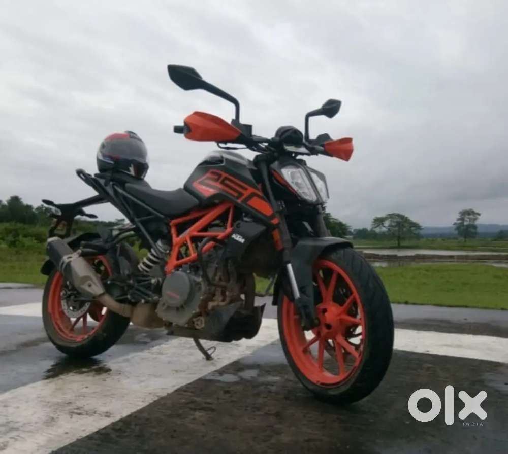 KTM / 250 Duke (2021)
