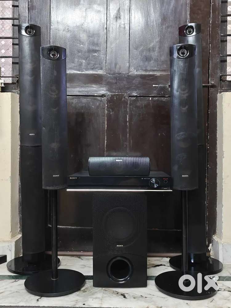 Sony 5.1 Home theatre DVD music system 4 Tower speaker amplifier