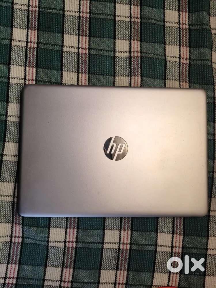 HP 14s CF1023TX