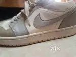Nike shoe size uk42